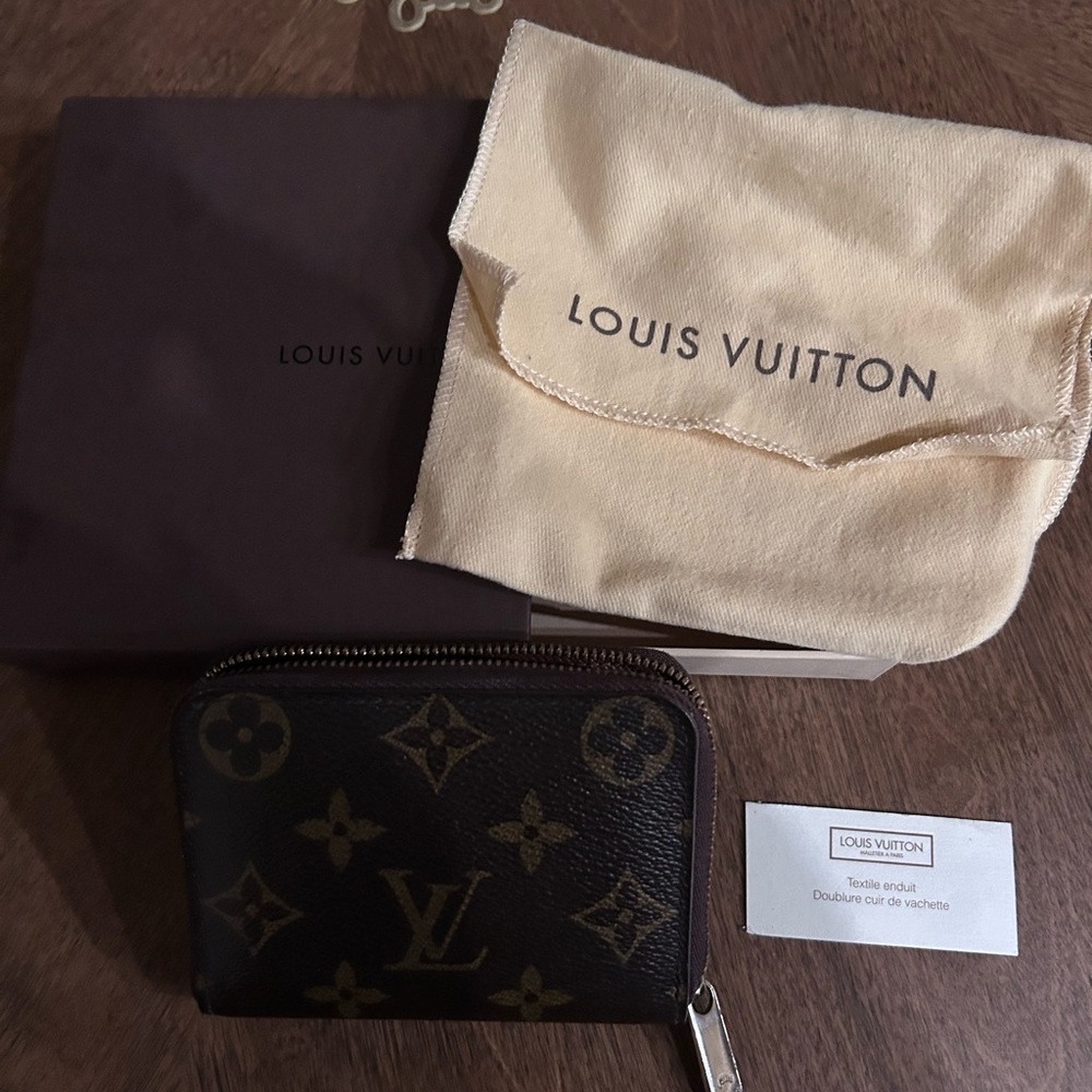 Louis Vuitton Brown Monogram Key Holder